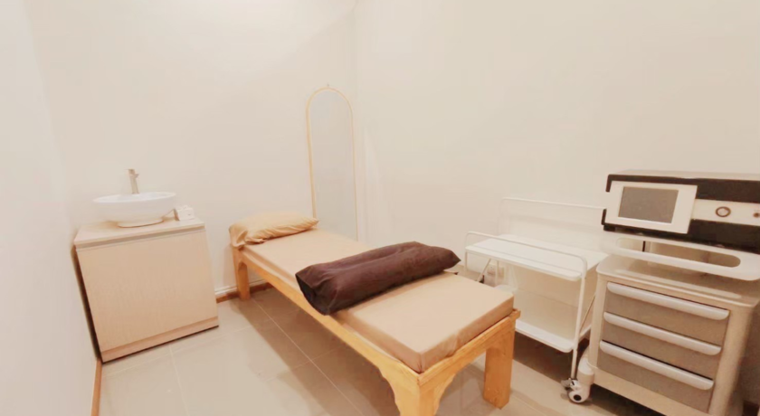Rachata Gaya Physiotherapy Clinic (Chaiyaphruek) รัชตกายา คลินิกกายภาพบำบัด (สาขา ชัยพฤกษ์) 5