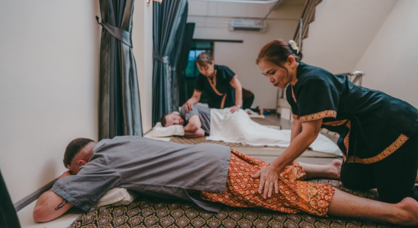Thai Healing Massage (Chiang Mai) ไทย ฮีลลิ่ง มาสสาจ 4