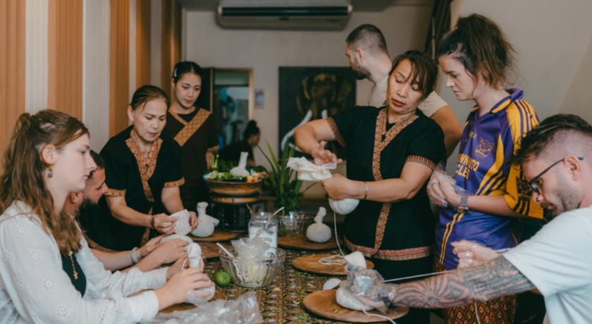 Thai Healing Massage (Chiang Mai) ไทย ฮีลลิ่ง มาสสาจ 7