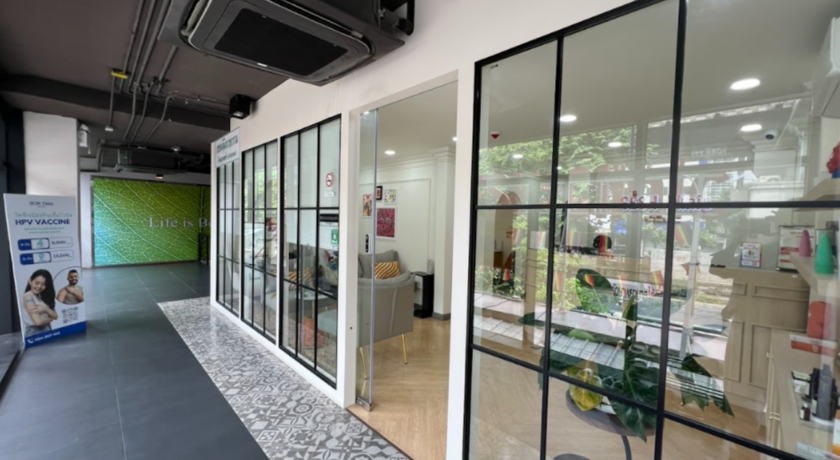 SESH Clinic (Silom Connect)  3