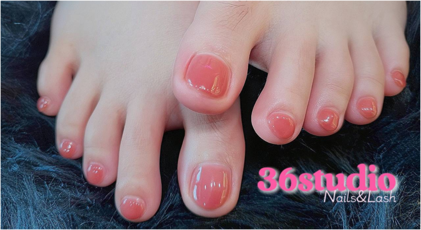 36 Studio Nail & Lash  12
