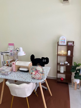 Glitter Girls Nails & Cafe  image_picker_28CE948B-C3CD-47C6-8CE1-BC933BC10056-8372-000019275A5B5277