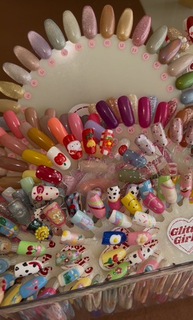 Glitter Girls Nails & Cafe  image_picker_9117F105-F543-4254-9827-6BBDD0D67350-8372-0000192864049922