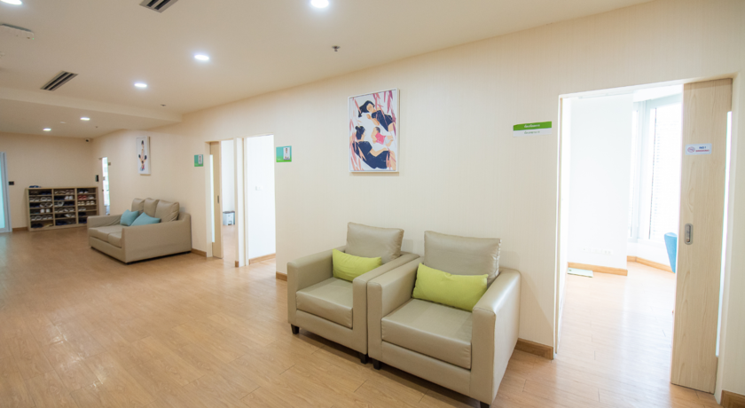 LRC Fertility Clinic LRC Fertility Clinic ( แอลอาร์ซี เฟอร์ทิลิตี้ คลินิก ) 4