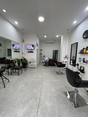 Speed Cut Hair Salon  line_oa_chat_250815_172309