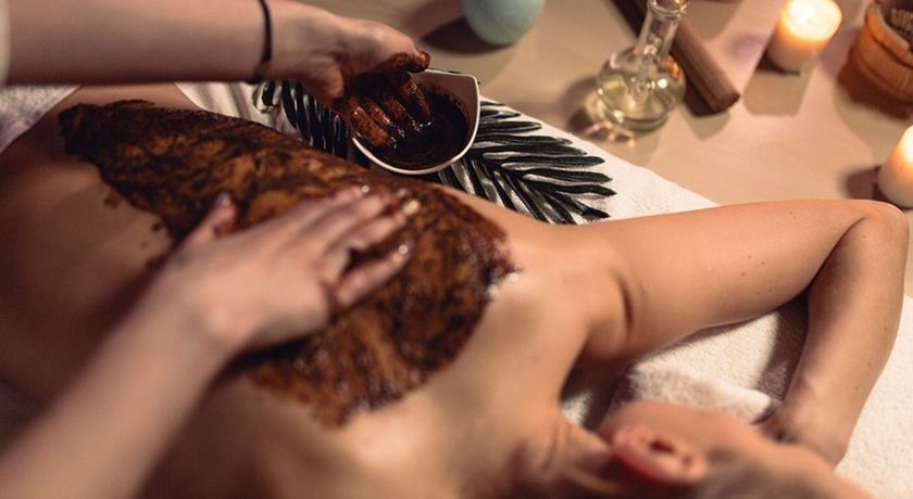 SANTI Retreat Massage & Spa (Ekkamai)  10