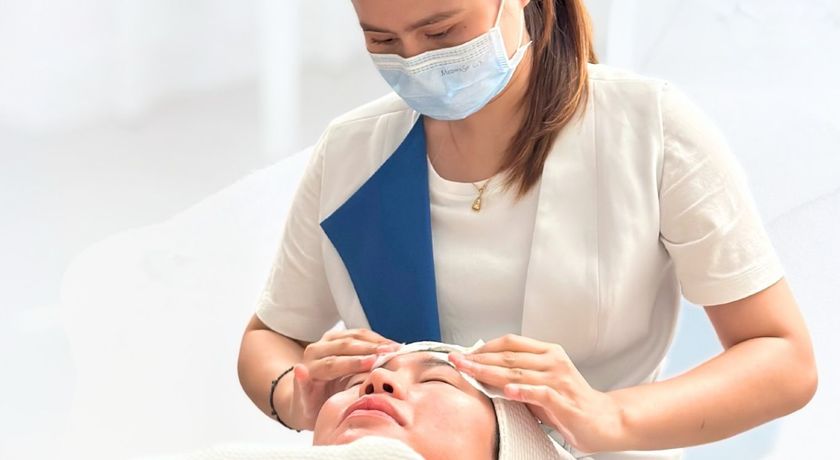 Radiance Skin Clinic (BTS Chidlom)  6