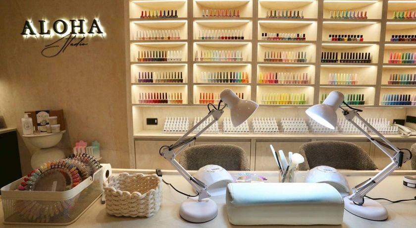 Aloha Studio Nails & Spa (SuKhumvit 77) (Original Korea Head Spa)  8