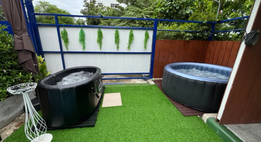Ice Journey - Ice & Hot Bath @ NAPA Hostel Samrong station ไอซ์เจอร์นี่ 2