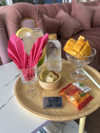 D Aura Wellness Clinic  S__32481291_0