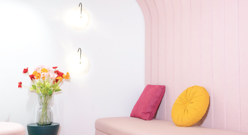 Anna Clinic (Pinklao Branch)  1366x748-DSC06797-CL