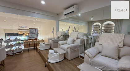 Top Nails (Sukhumvit 49)  1
