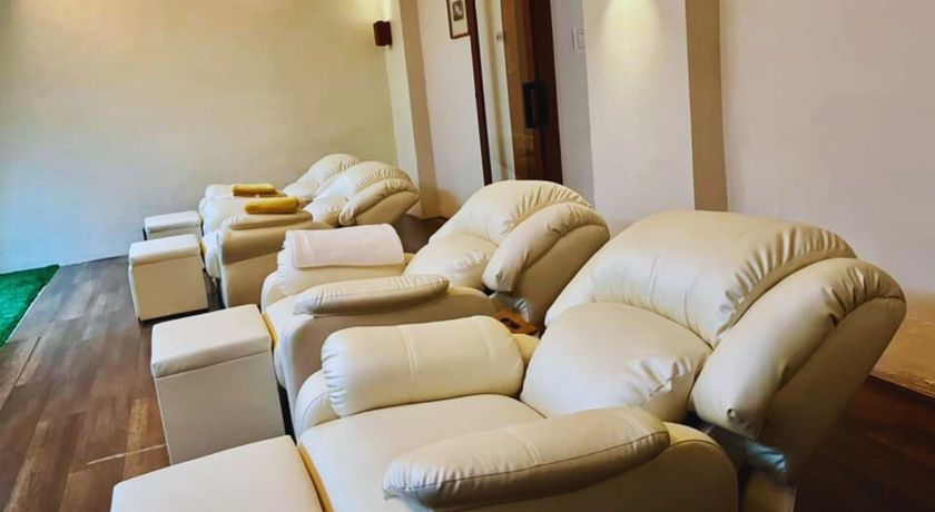 Retreat on Vitayu  5