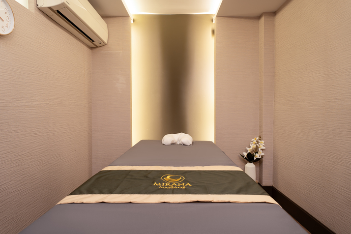 Mirana Massage at Bangkok Midtown Hotel  DSC09354-Edit