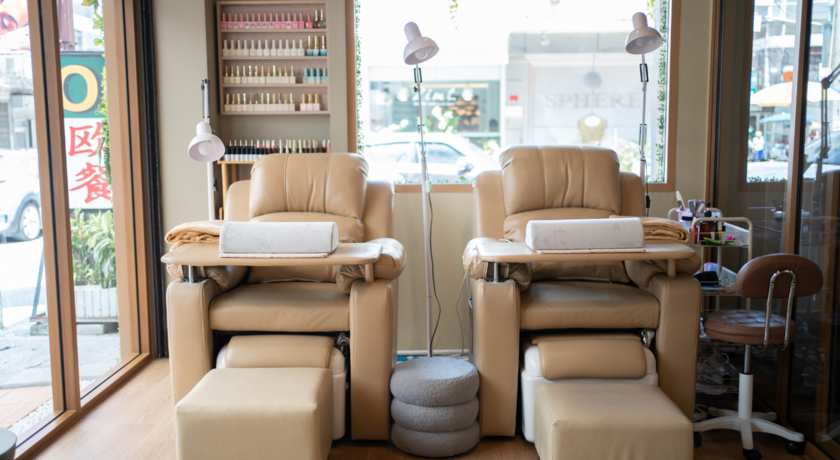 Natural Touch Massage & Nails Spa @Phayanak Ratchathewi  119