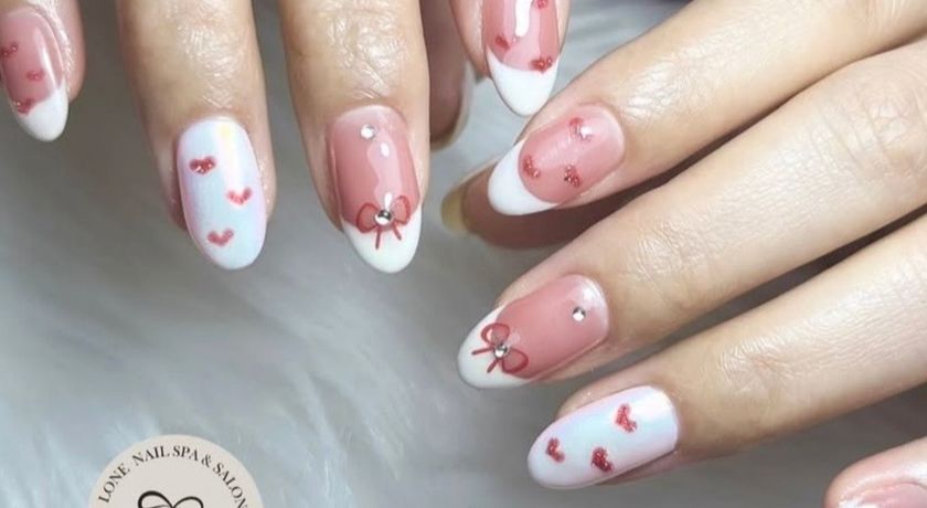 LONE Nail spa salon  8