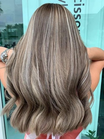 J-Cut Hair & Eyelash  image_picker_3A9CE22B-5906-408C-94D6-926C84856B4E-76275-000009F610EC11CE