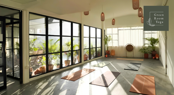 The Green Room Yoga (Sukhumvit 31) The Green Room Yoga (Sukhumvit 31) - เดอะ กรีน รูม โยคะ ย่านสุขุมวิท 31 1