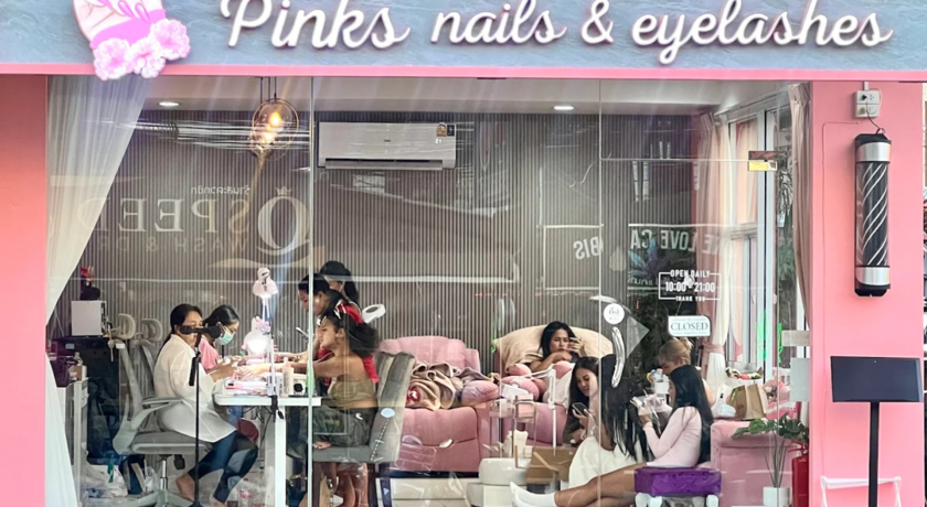 Pinks Nails & Eyelashs  2