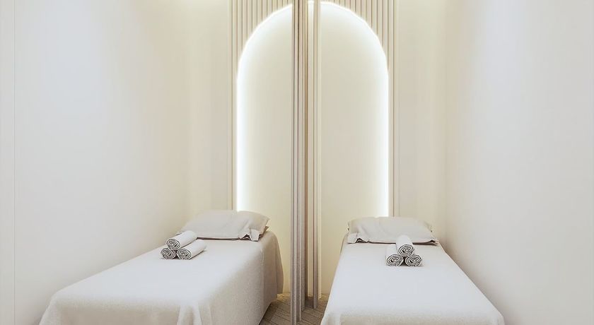 ELIDA Clinic (Rangsit Branch)  4