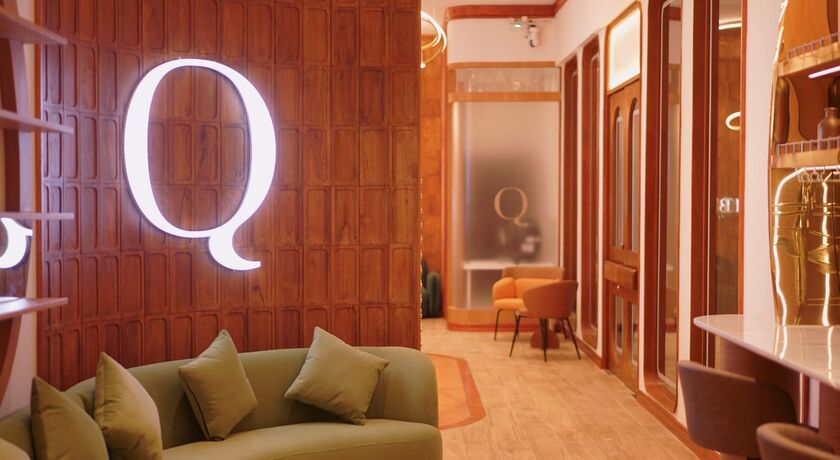 Quibes Clinic (Park Silom) ไควบส์ คลินิก 7