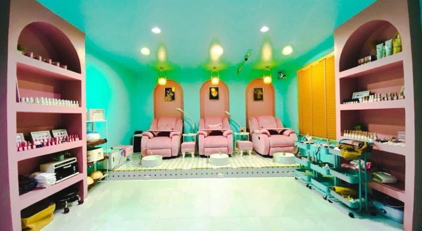 The Treera Bangkok Wellness & Spa (Pattanakarn Branch)  3