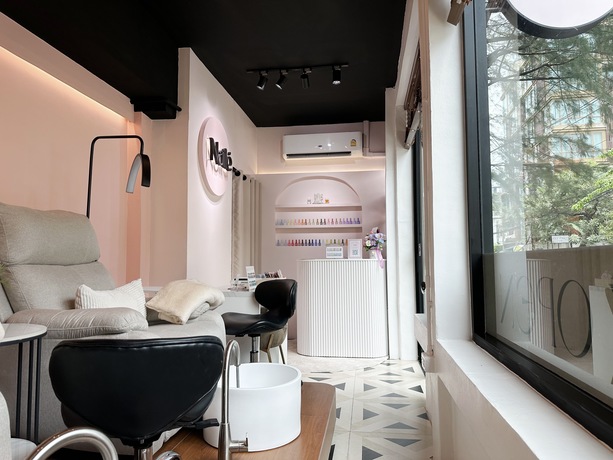 Naile (Sukhumvit 53)  image_picker_420CC160-1C0B-41F4-A0C9-B708BFF9A377-5536-000001155A91C3BF