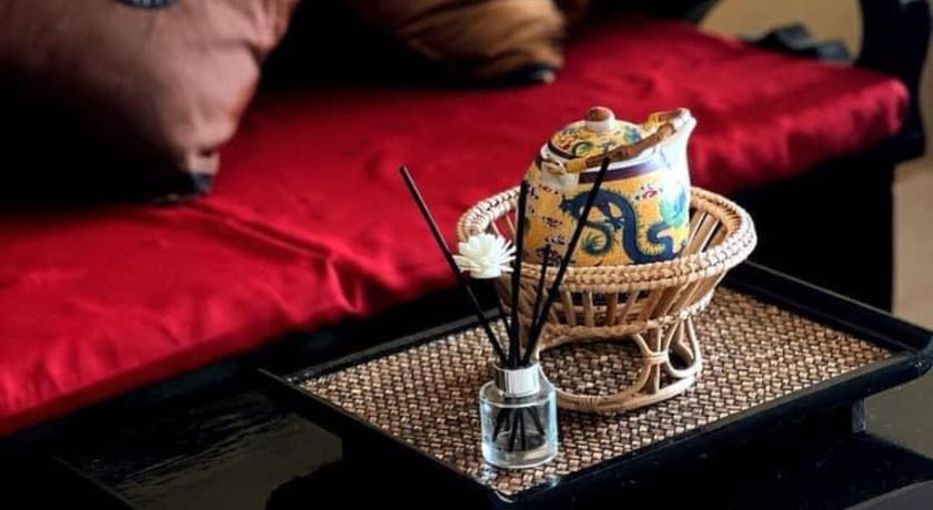 NAYA Massage (Phuket Old town)  10