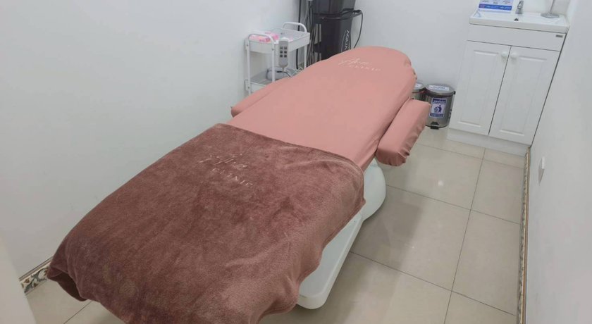 Ava Exclusive Clinic (Rangsit)  6