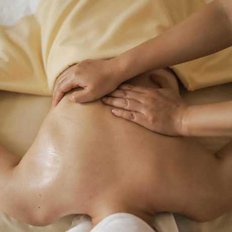 T-Tara Massage & Spa at The Travellers Hotel (MRT Ratchadaphisek)  null?1758696697