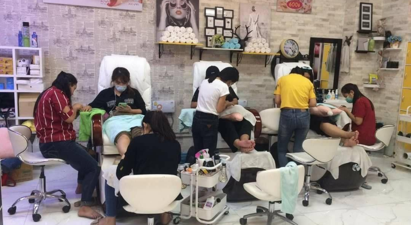 Pukky Nail & Beauty Centre Pukky Nail & Beauty Centre - ร้านสักคิ้วปุ๊กเมืองทอง 3