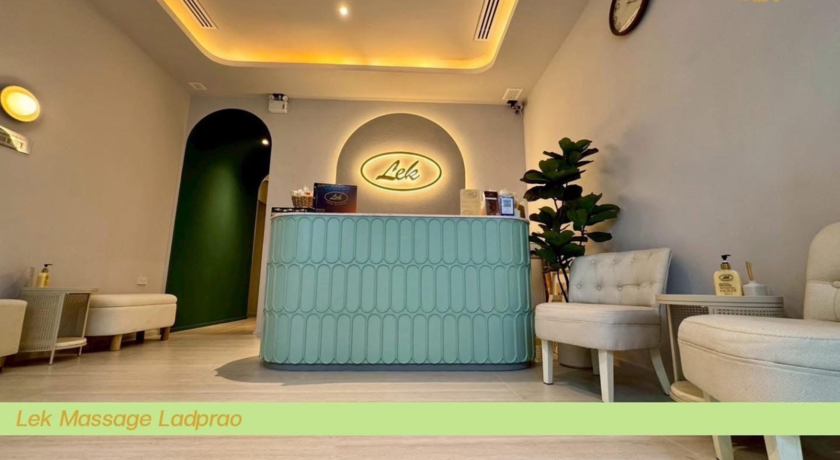 Lek Massage @The Quarter Ladprao Soi 4  4