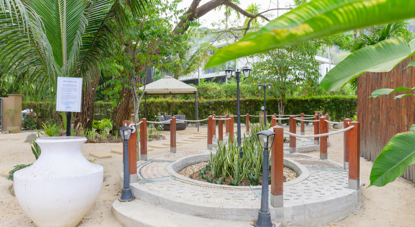 TheLifeCo Phuket  8