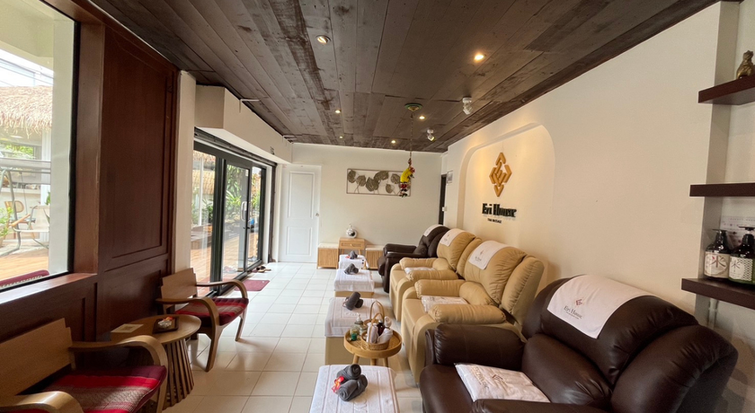 Eri House Thai Massage & Spa เอรี่ เฮาส์ นวดเพื่อสุขภาพ 6