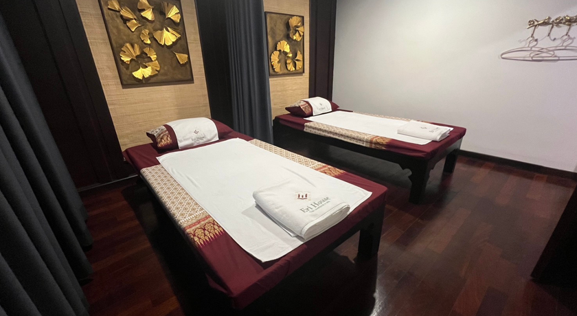 Eri House Thai Massage & Spa เอรี่ เฮาส์ นวดเพื่อสุขภาพ 11