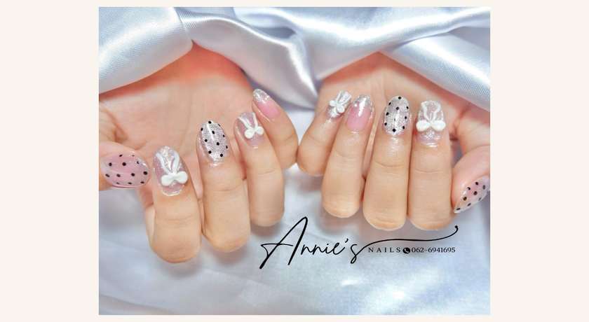 Annie's Nails  4