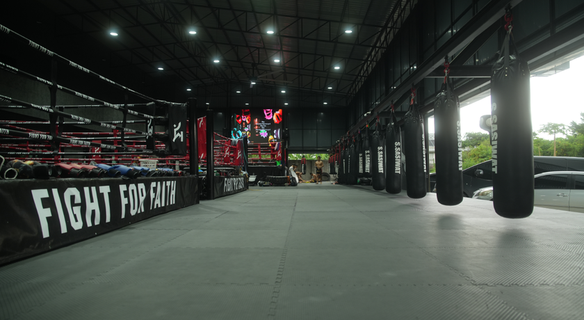 S.SASIWAT MUAY THAI CAMP ศ.ศศิวัฒน์ มวยไทย แคมป์ 4