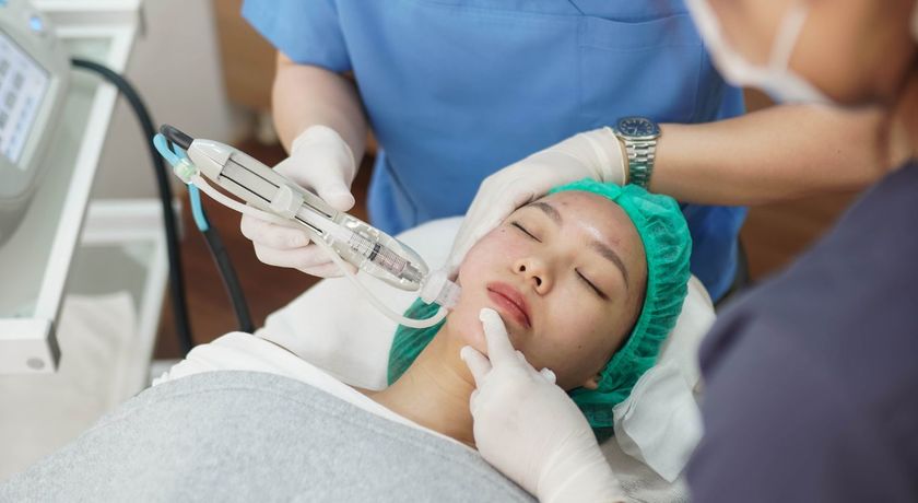 Medivisage Clinic (Rama 9)  8