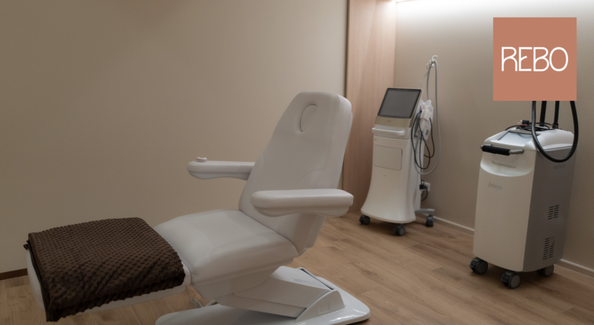 Rebo Clinic (L floor Park Silom) Rebo Clinic - รีโบ คลินิก ความงามใจกลางสีลม 35