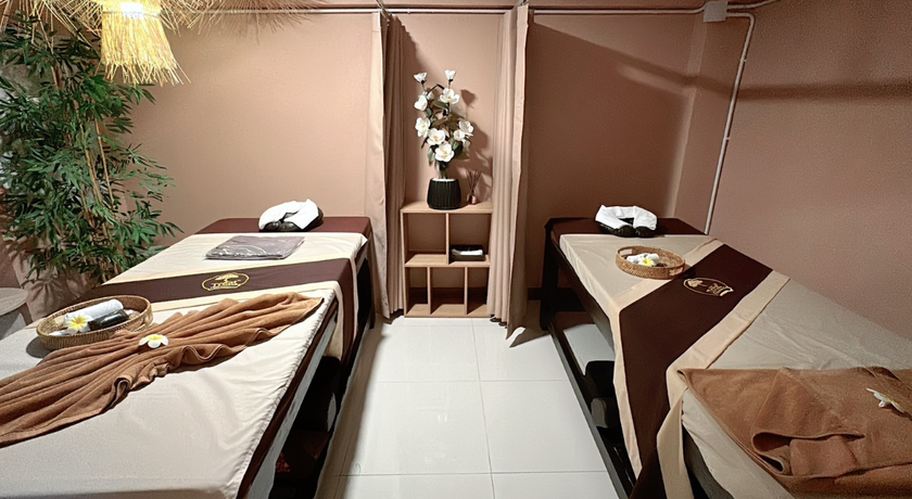 Treat Thai Massage Treat Thai Massage - นวดไทย สุขุมวิท 42/1 ใกล้ BTS เอกมัย 2