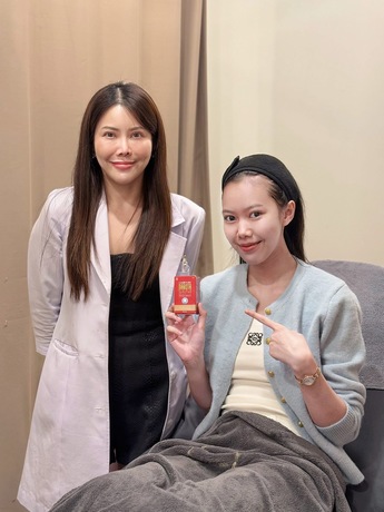 SOLA Clinic Pinklao SOLA Clinic Pinklao  image_picker_378A6861-40D6-4194-8D72-1A6F6EAAA2BF-48185-000003BF22D226A5