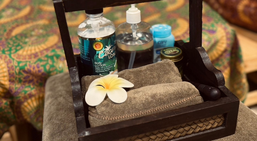 Panisara V. Health Massage  8