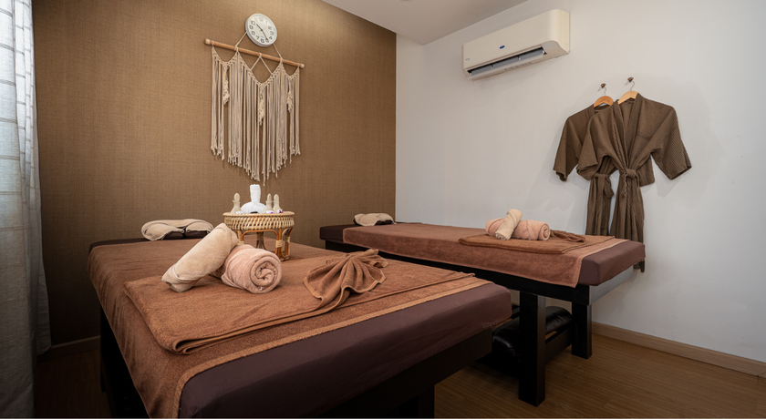 ThaiThai Massage BTS PhromPhong (Sukhumvit 24)  154