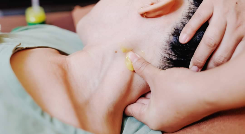 Ruean Hat Thong Massage (Massage for Health) ร้านนวดเรือนหัตถ์ทอง นวดเพื่อสุขภาพ 11