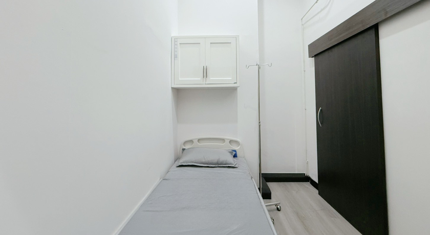 Take Care Clinic Bangkok เทคเเคร์คลินิกเวชกรรม  5