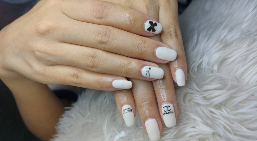Aana Luxury Lashes & Nails (Delivery Service) Aana Luxury Lashes & Nails - อาน่า ลักชัวรี่ บริการเสริมสวยที่บ้าน 2