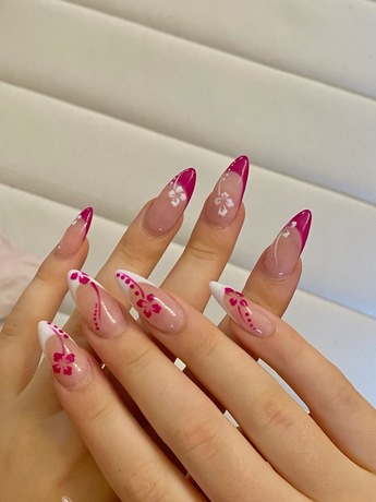 KATE Nails & Spa  4C276EB5-B3BF-4F63-86D8-F4B88211CF00