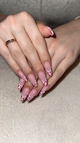 KATE Nails & Spa  89C46826-96F3-40C3-8230-03D0CE450F0F