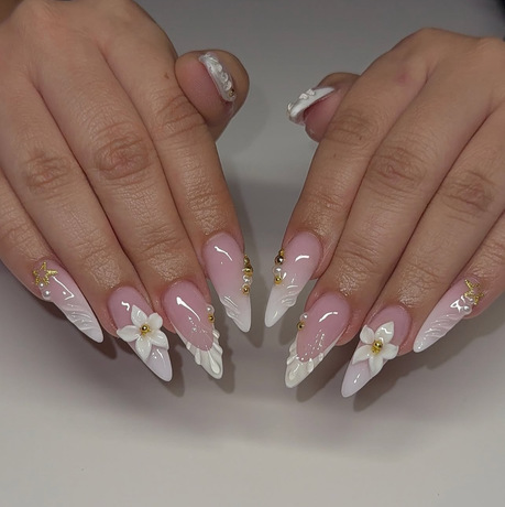KATE Nails & Spa  8540ECFA-B50D-4182-95CA-0375B7AD3A5D