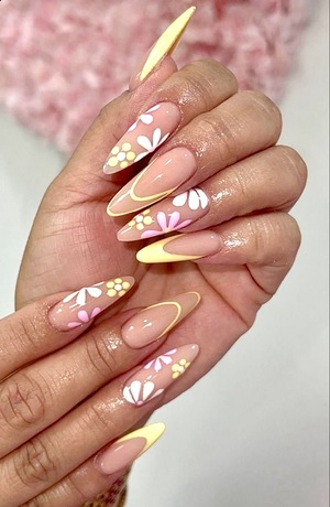 KATE Nails & Spa  14343FA6-AA51-4BC5-9FE8-5518F6AE5F57